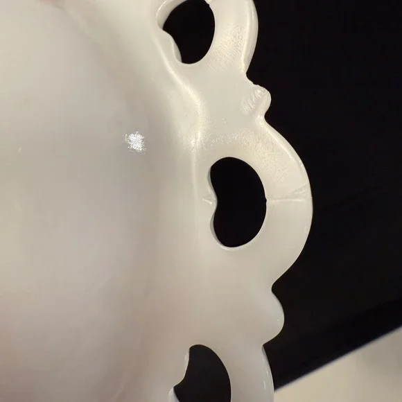 Vintage Anchor Hocking Milk Glass Lace  "Old Colony" 5.25" Sherbet Bowl Pedestal - Picture 10 of 16